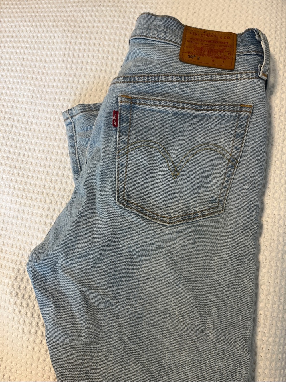 Levi's Light Wash Womens Jeans - W28